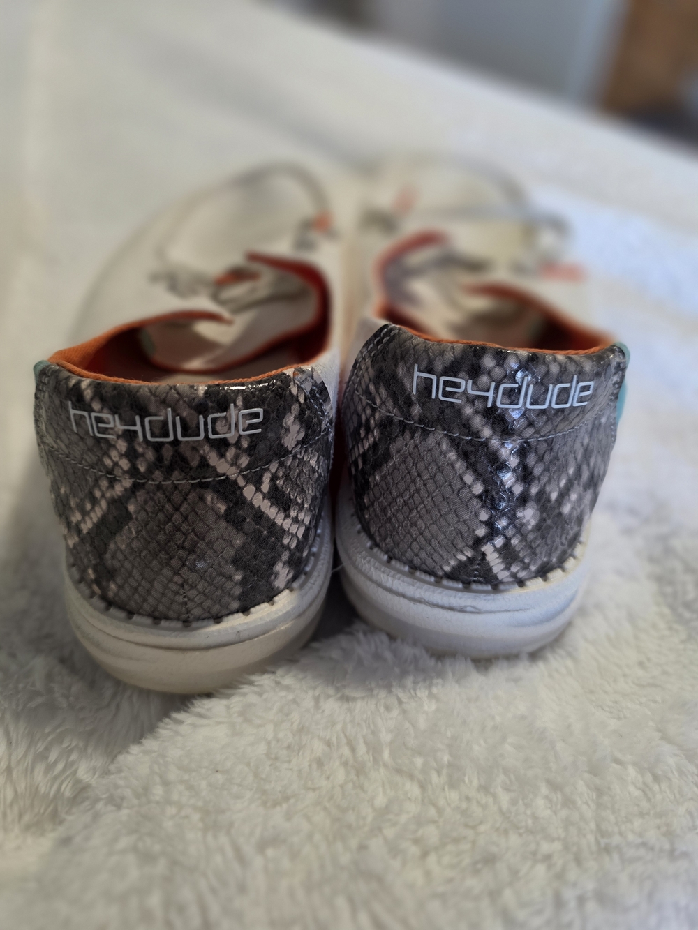 WEN Kids White Sneakers with Gray Snake-Print Accents